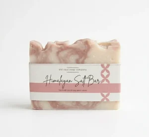 atural exfoliating soap with pink Himalayan salt crystals
