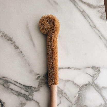 Plant-Based Bottle Brush