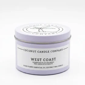 Bougie aux huiles essentielles de la côte ouest de Jar of Coconut Candle Company, avec étiquette minimaliste
