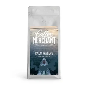 Un sachet de 340 g de café Calm Waters de PEI Coffee Merchant
