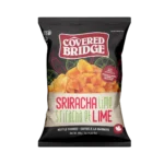Croustilles Sriracha et lime de Covered Bridge, croustilles de pommes de terre Russet cuites à la marmite au piquant de sriracha et zeste de lime, sac de 170 g, fabriquées au Nouveau-Brunswick